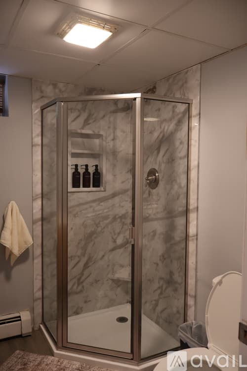 Smithfield Apartment: 258 Douglas Pike
