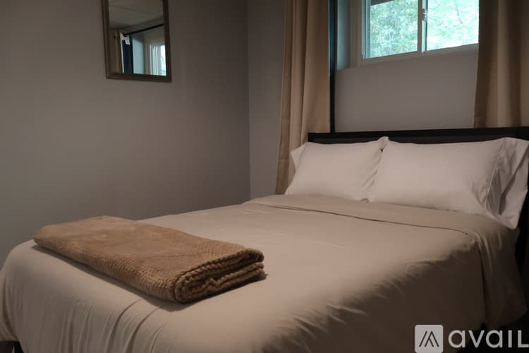 Smithfield Apartment: 258 Douglas Pike