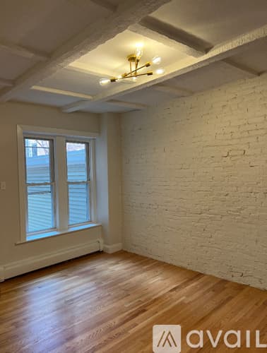 Boston Apartment: 13 Anderson St