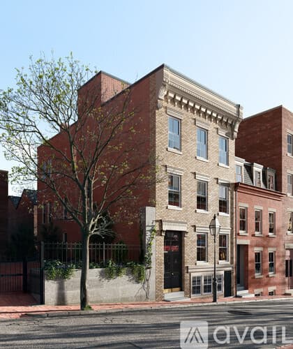 Boston Apartment: 13 Anderson St