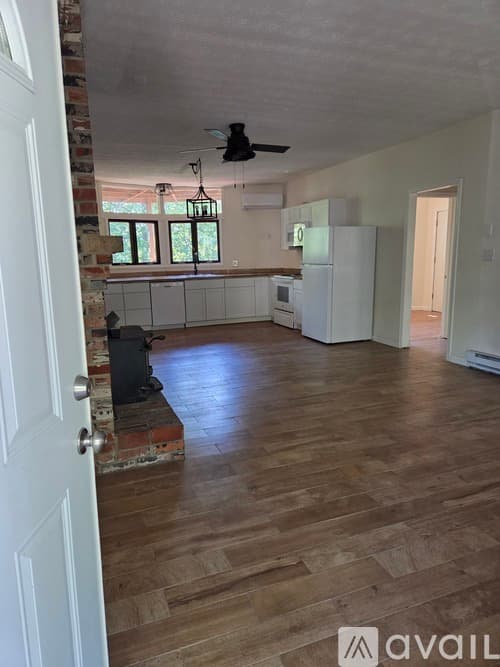 Mount Jackson Apartment: 8148 Supinlick Ridge Rd