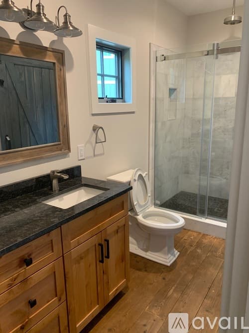 Nebo Apartment: Bayshore Drive