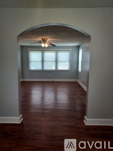 Spartanburg House: 813 Hillwood Avenue