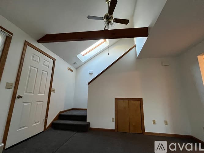 Rockland House: 96 Prospect Street 2