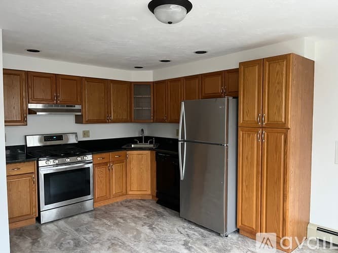 Rockland House: 96 Prospect Street 2