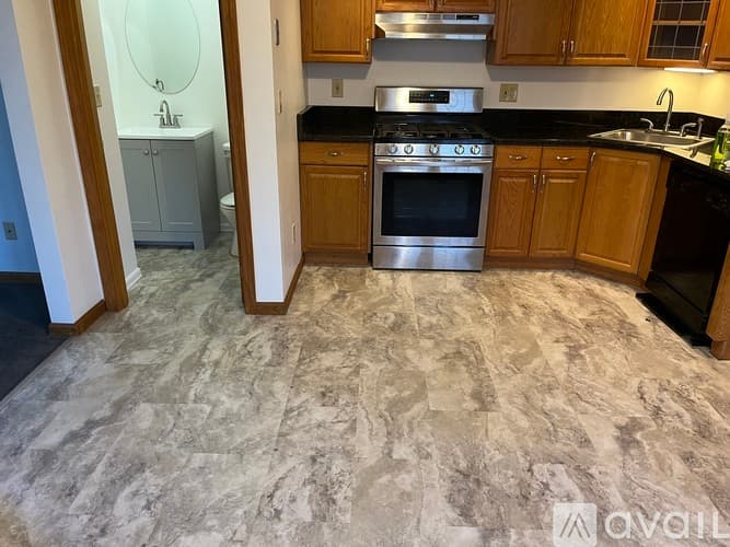 Rockland House: 96 Prospect Street 2