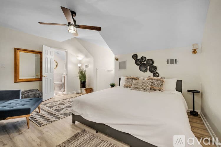 Tallahassee Townhome: 417 Williams St