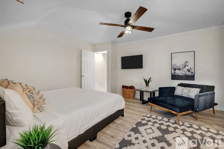 Tallahassee Townhome: 417 Williams St