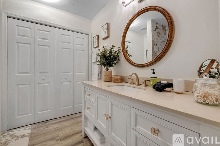 Tallahassee Townhome: 417 Williams St