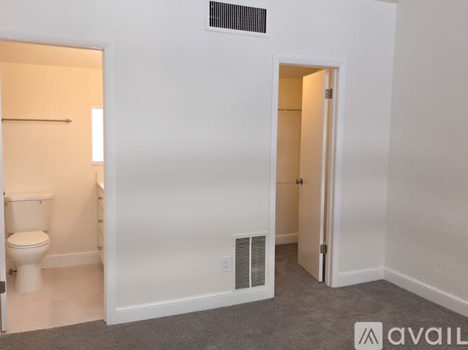 Clearwater Apartment: 1100 Turner Street