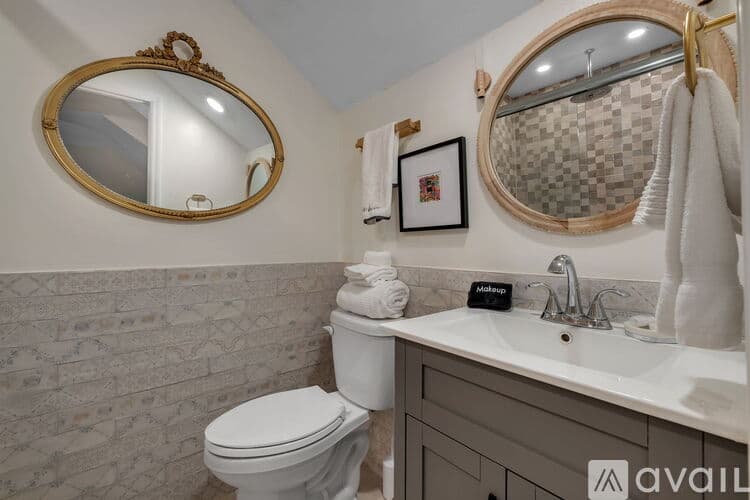 Tallahassee Townhome: 417 Williams St