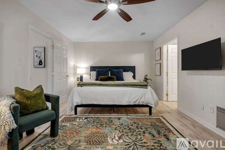 Tallahassee Townhome: 417 Williams St