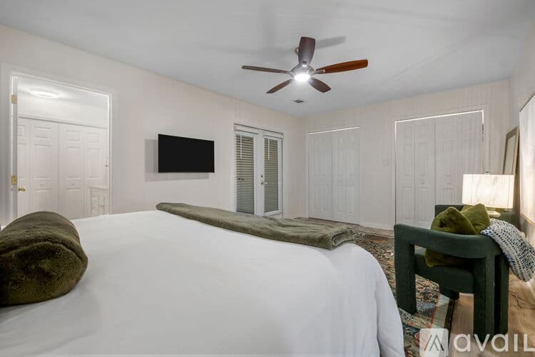 Tallahassee Townhome: 417 Williams St
