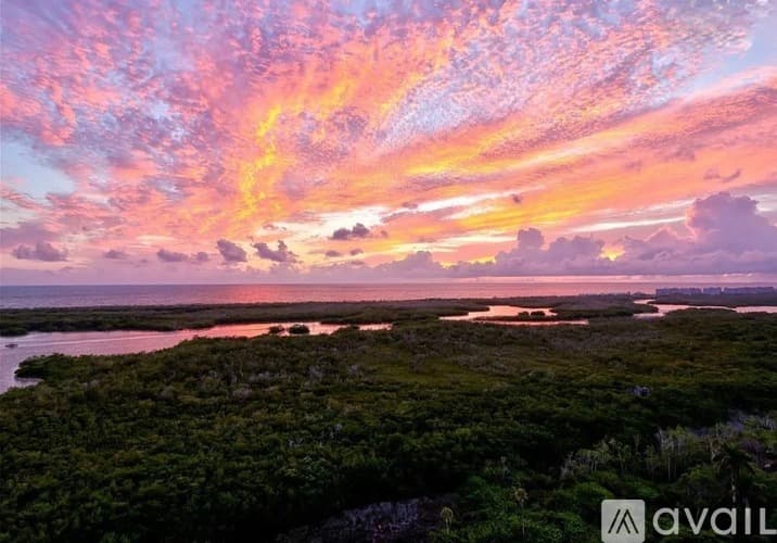 Naples Condo: 1001 Arbor Lake Dr