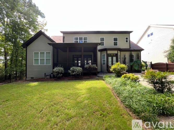 Wake Forest House: 4101 Heritage View Trail