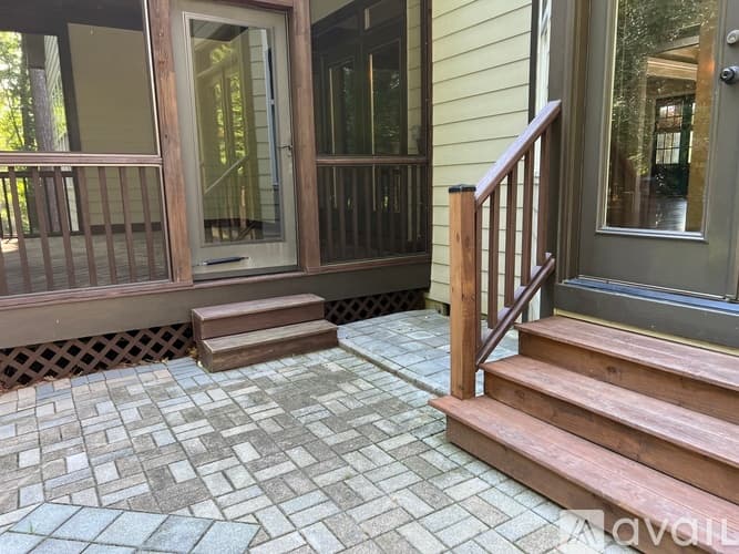 Wake Forest House: 4101 Heritage View Trail