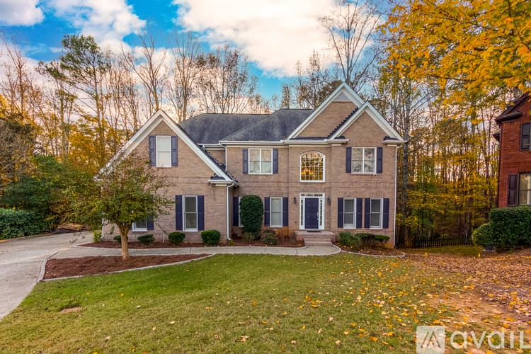 Alpharetta House: 495 Pine Bough Ct