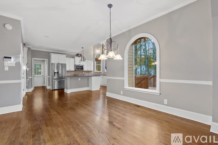 Alpharetta House: 495 Pine Bough Ct
