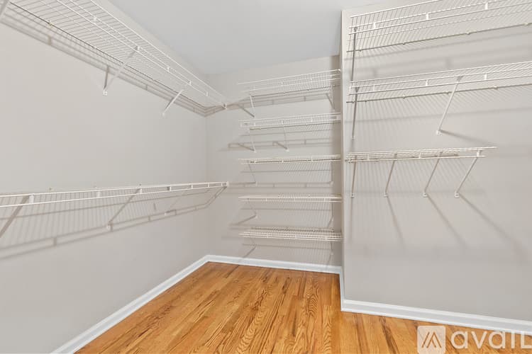 Alpharetta House: 495 Pine Bough Ct