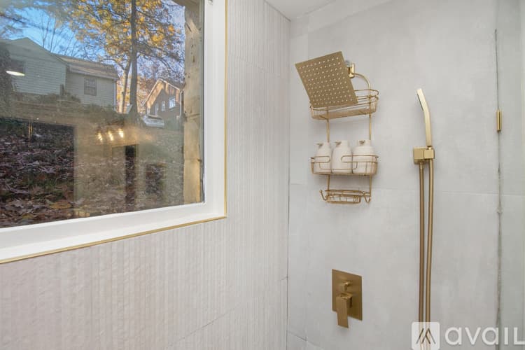 Atlanta Apartment: 1783 Ridgewood Dr NE