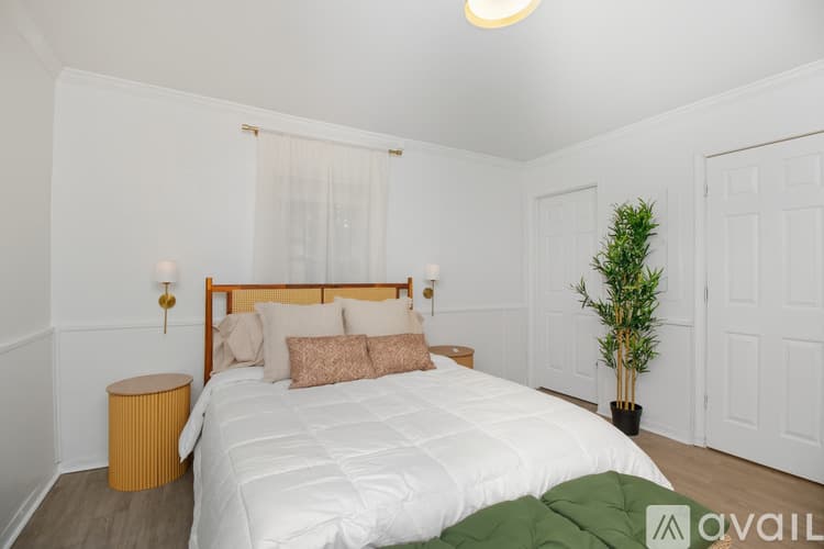 Atlanta Apartment: 1783 Ridgewood Dr NE