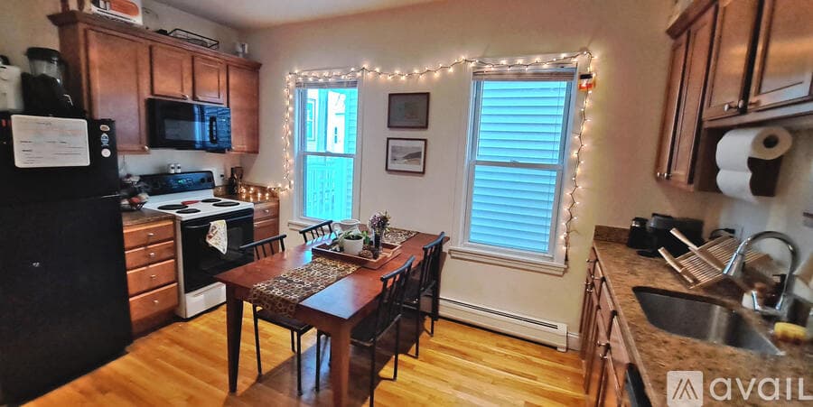 Boston Apartment: 143 Hillside Street