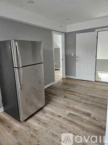 Boston Apartment: 14 Hillside St