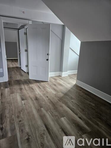 Boston Apartment: 14 Hillside St