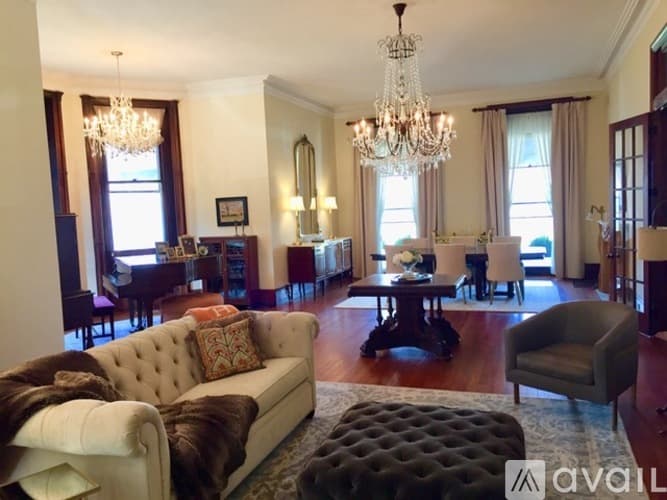 Riverton Apartment: 207 Bank Avenue