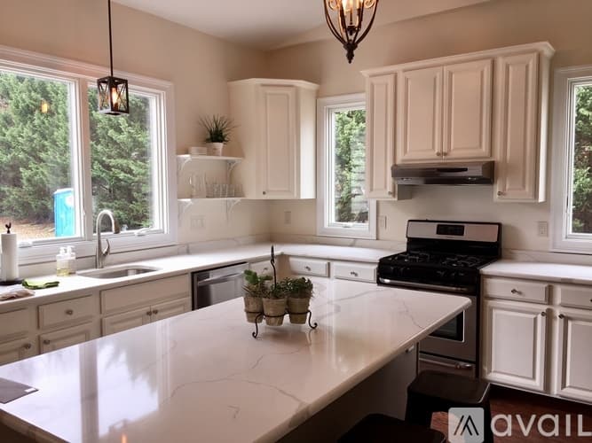 Riverton Apartment: 207 Bank Avenue