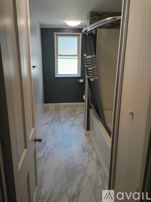 Altoona Apartment: 1324 17th Ave