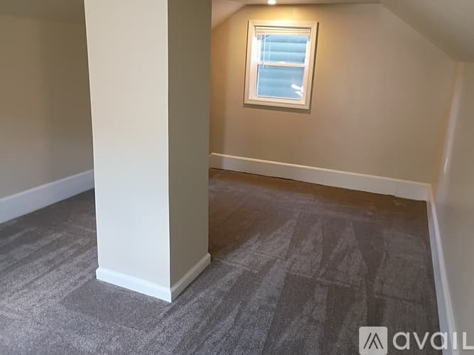 Altoona Apartment: 1324 17th Ave