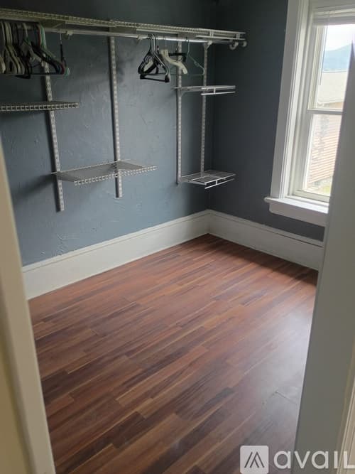 Altoona Apartment: 1324 17th Ave