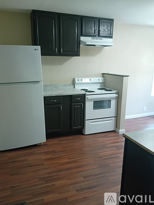 Altoona Apartment: 1324 17th Ave