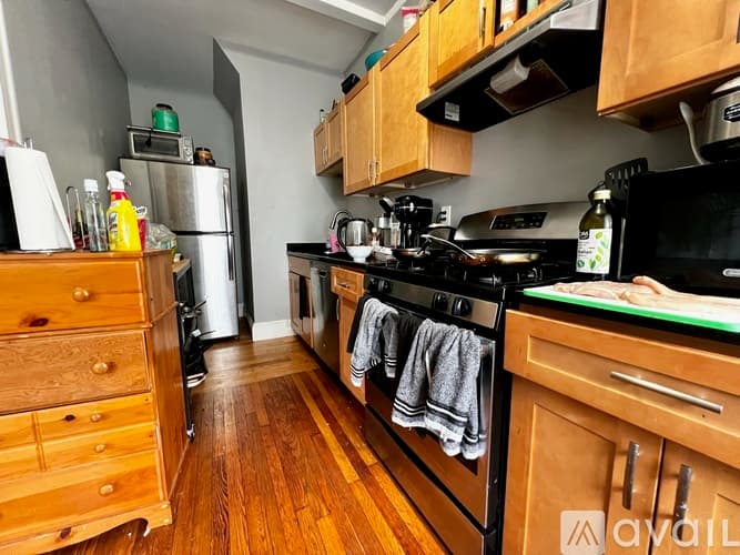 Boston Apartment: 48 Englewood Ave