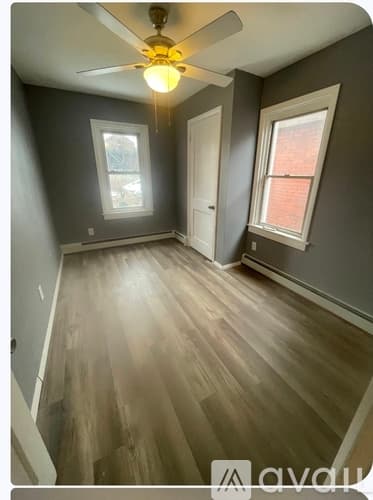 Braddock House: 306 Comrie Ave