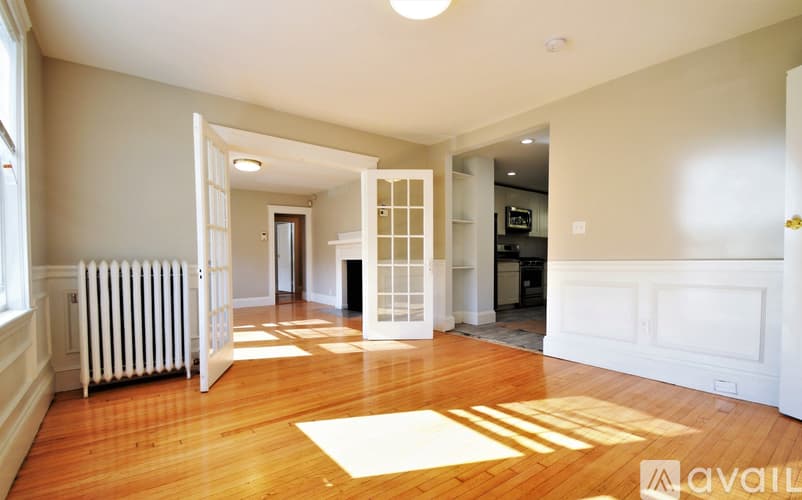 Boston Apartment: 51 Leamington Rd