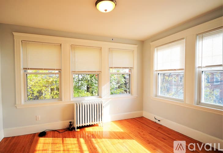 Boston Apartment: 51 Leamington Rd