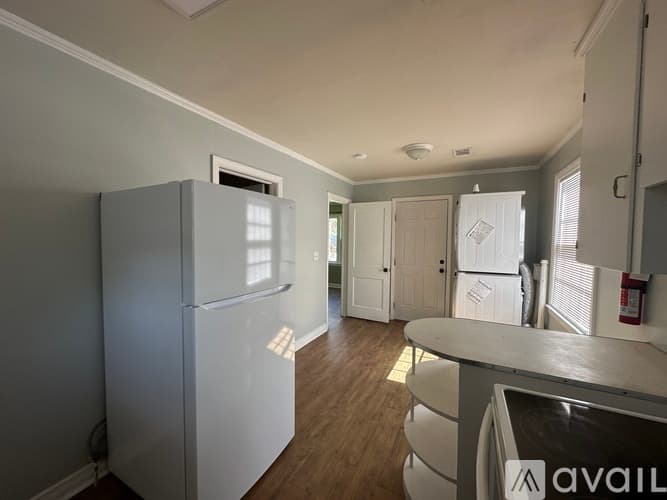 Statesboro House: 25 Carmel Dr
