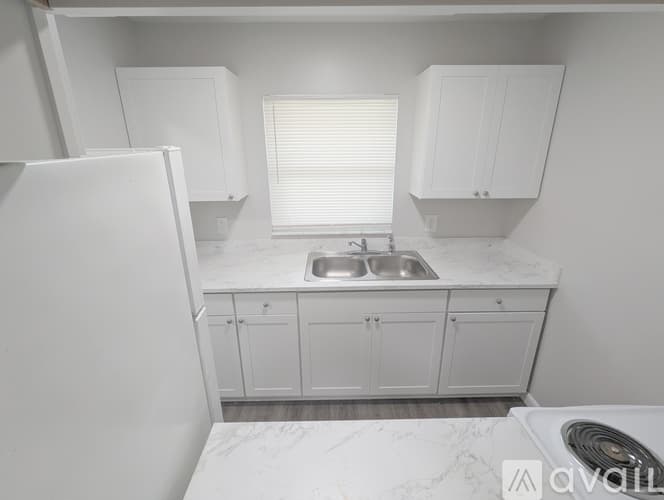 Palm Springs Apartment: 3031 Springfield Ln