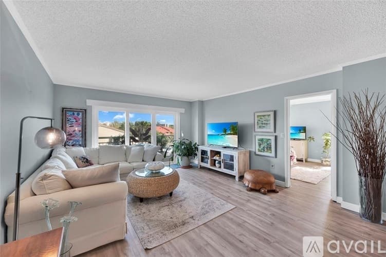 St. Petersburg Condo: 4900 Brittany Drive South