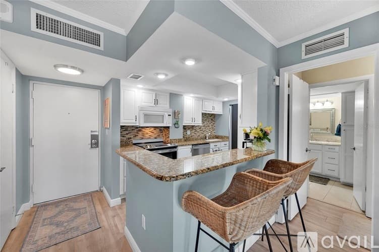 St. Petersburg Condo: 4900 Brittany Drive South