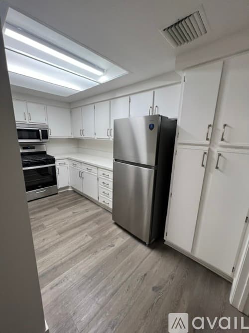 Calabasas Condo: 4240 LOST HILLS RD