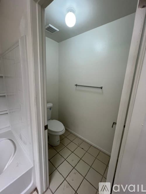 Calabasas Condo: 4240 LOST HILLS RD