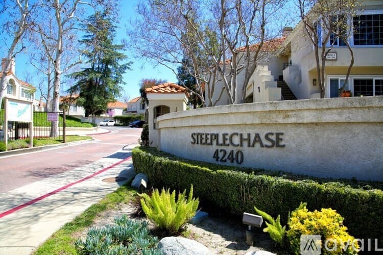 Calabasas Condo: 4240 LOST HILLS RD