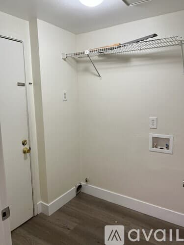 Calabasas Condo: 4240 LOST HILLS RD