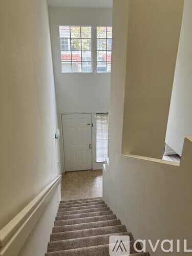 Calabasas Condo: 4240 LOST HILLS RD