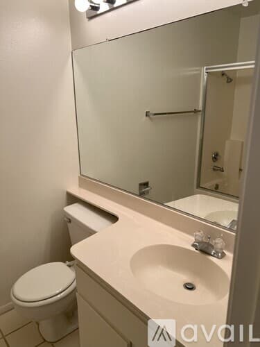 Calabasas Condo: 4240 LOST HILLS RD