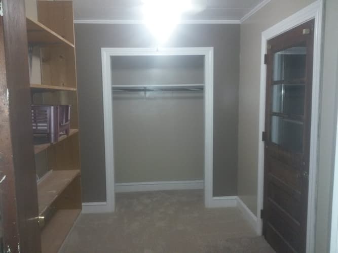 Warrenton Apartment: 136 Dowtin St