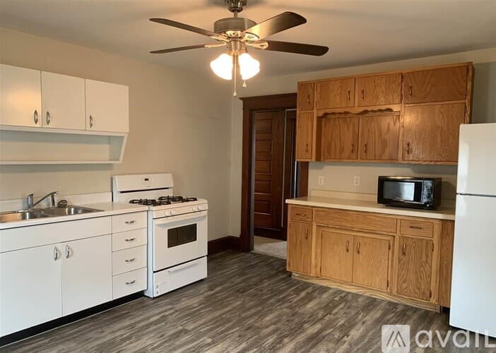 Mankato Apartment: 501 N 5th St